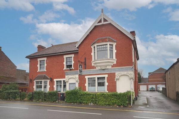 Crown Garden Apartments, Soundwell Road