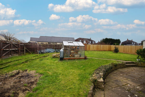 Chilwood Close, Iron Acton