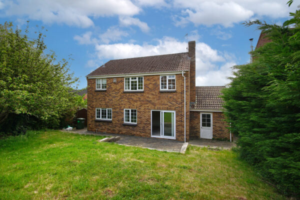 Carmarthen Close, Yate