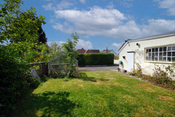 Moorland Road, Yate