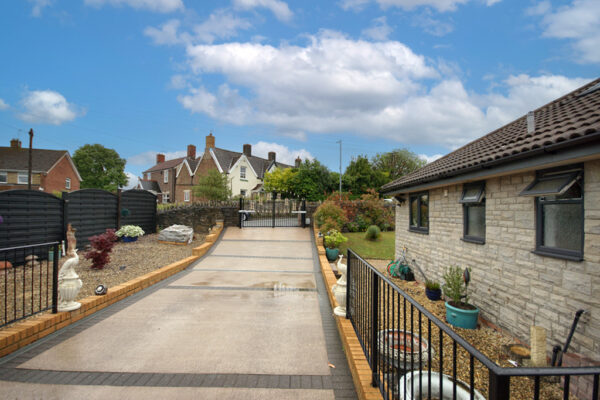 Park Lane, Frampton Cotterell