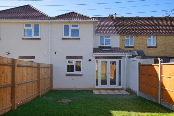Mead Road, Bristol, BS37