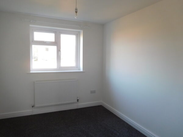 Mead Road, Bristol, BS37