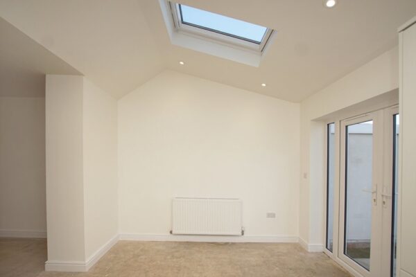 Mead Road, Bristol, BS37