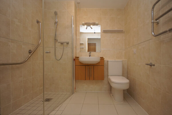 Coopers Court, Yate