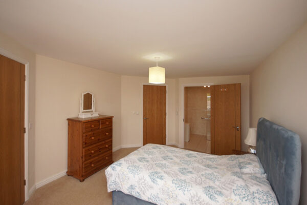 Coopers Court, Yate
