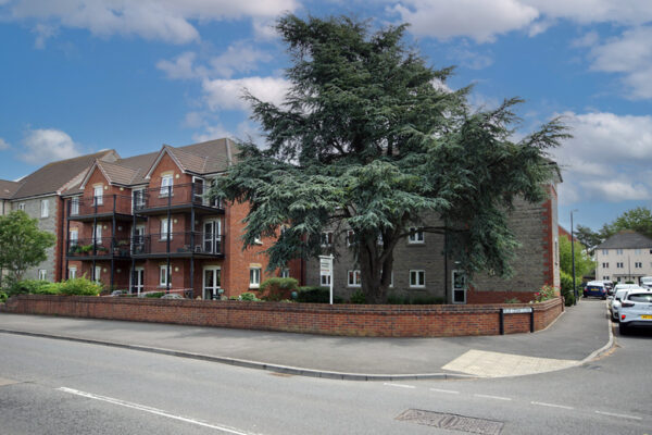 Coopers Court, Yate