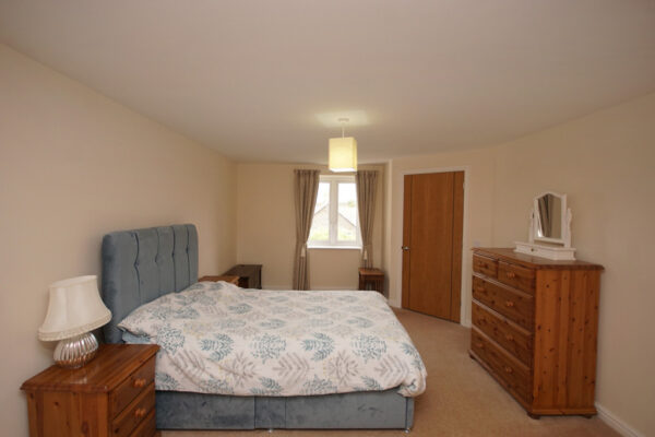 Coopers Court, Yate