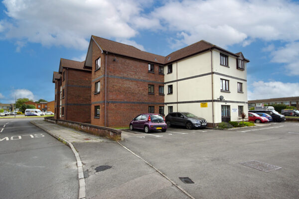 Fountain Court, Abbotswood