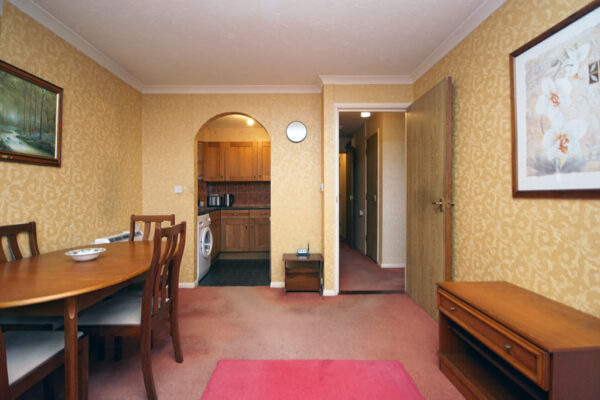 Fountain Court, Abbotswood