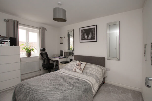 Clayhill Drive, Brimsham Park, Yate