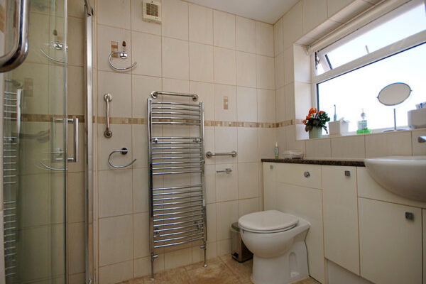 Westerleigh Road, Yate