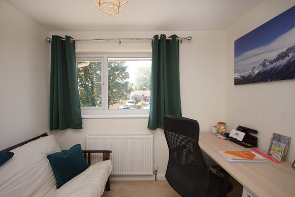 Somerset Avenue, Yate