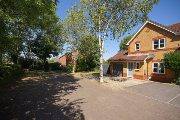 Tylers Way, Yate