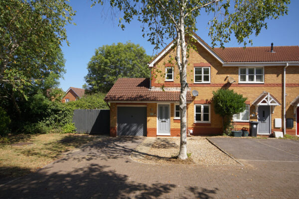 Tylers Way, Yate