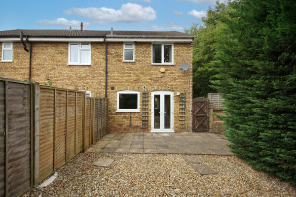 Stirling Close, Yate