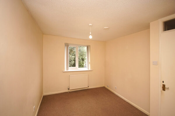 Stirling Close, Yate