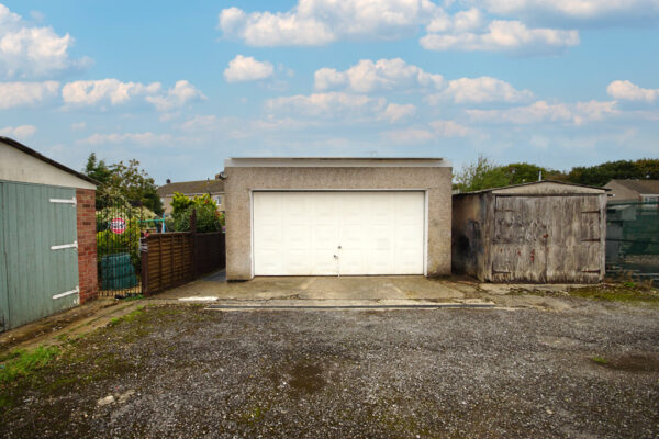 Highworth Crescent, Yate