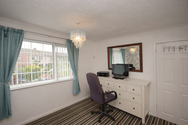 Highworth Crescent, Yate