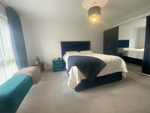 Reeves Gardens, Yate