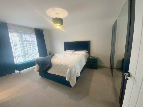 Reeves Gardens, Yate