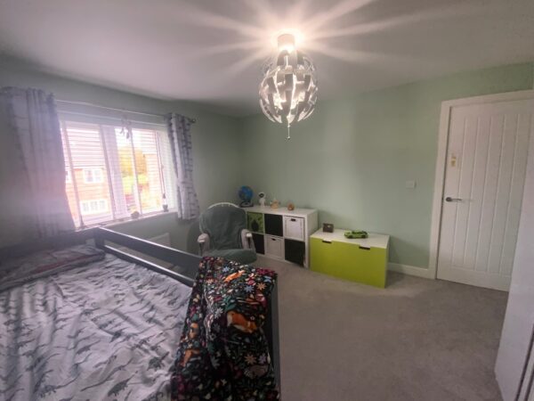 Reeves Gardens, Yate