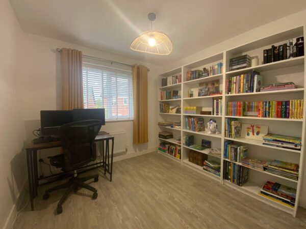 Reeves Gardens, Yate