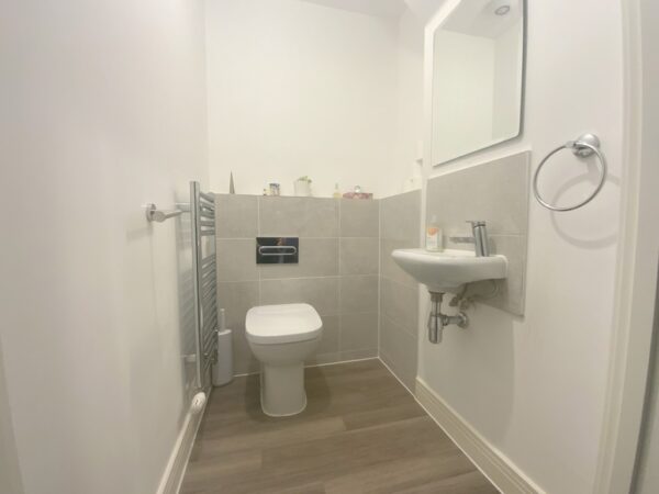 Reeves Gardens, Yate