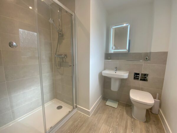 Reeves Gardens, Yate