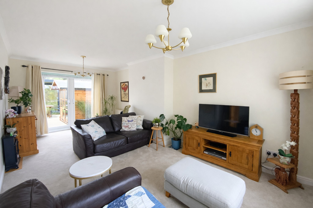 Inglestone Road, Wickwar