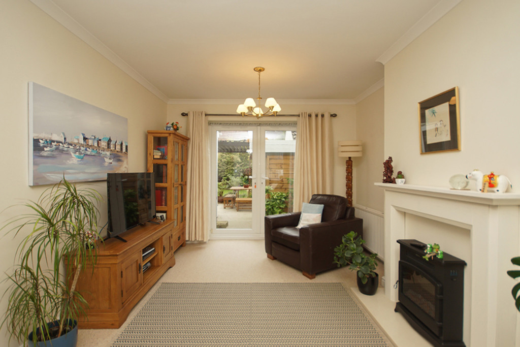 Inglestone Road, Wickwar