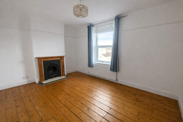 Gloucester Road, Staple Hill