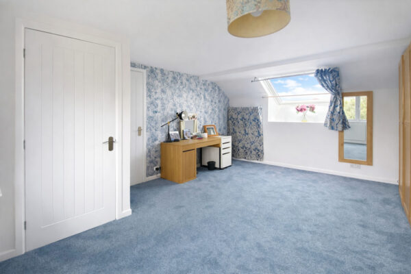 Tyndale Avenue, Yate