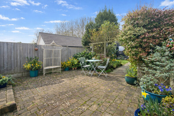 Tyndale Avenue, Yate