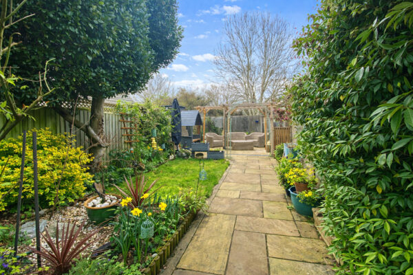 Tyndale Avenue, Yate