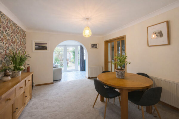 Tyndale Avenue, Yate