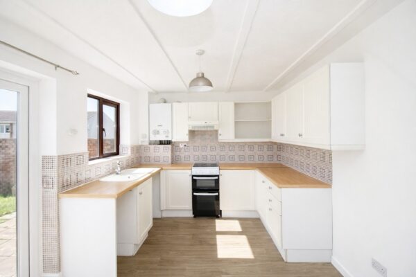 Slimbridge Close, Bristol, BS37