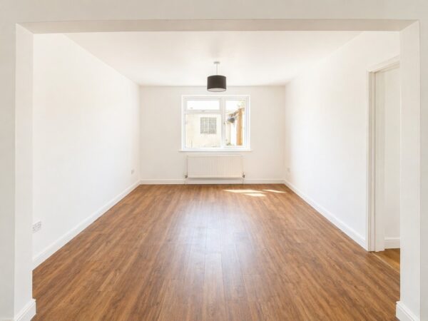 Cranleigh Court Road, Bristol, BS37