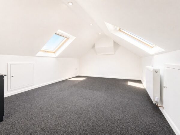 Cranleigh Court Road, Bristol, BS37