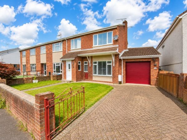 Nightingale Close, Frampton Cotterell, Bristol