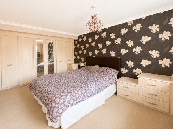 Cornwall Crescent, Yate, Bristol