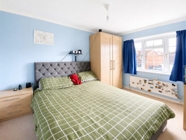 Cornwall Crescent, Yate, Bristol