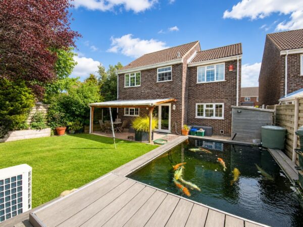 Cornwall Crescent, Yate, Bristol