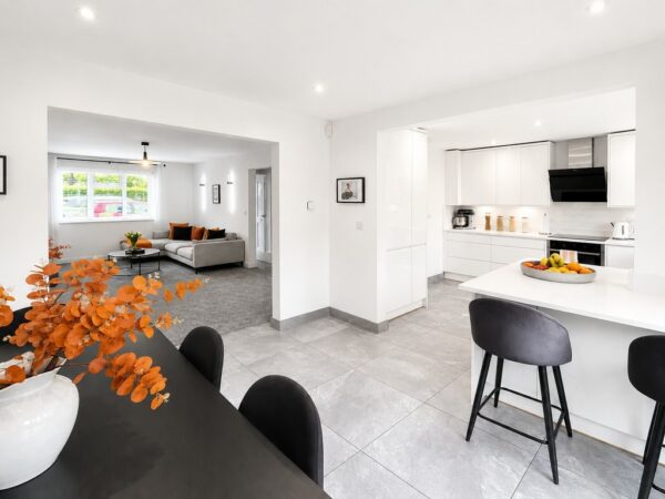 Wotton Road, Bristol, BS37