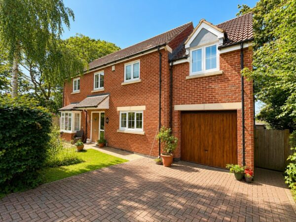 Waverley Close, Rangeworthy, Bristol