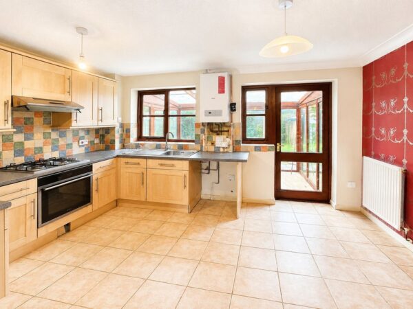 Bennetts Court, Bristol, BS37