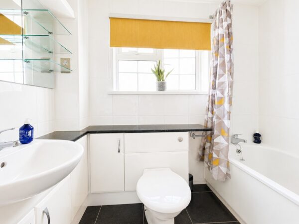 Cornwall Crescent, Bristol, BS37