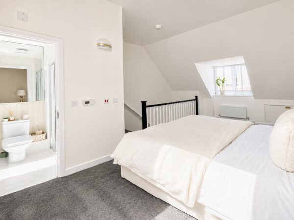 Dowsell Way, Bristol, BS37