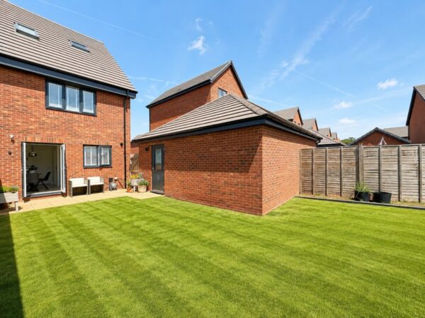 Dowsell Way, Bristol, BS37