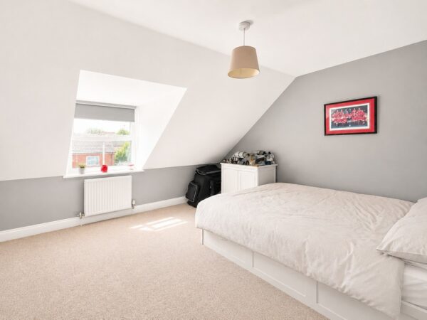 Churchill Gardens, Bristol, BS37